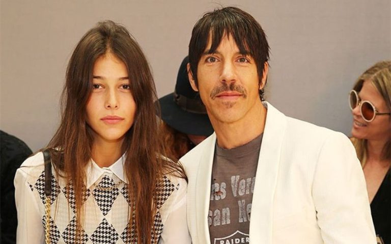 anthony kiedis' girlfriend's age